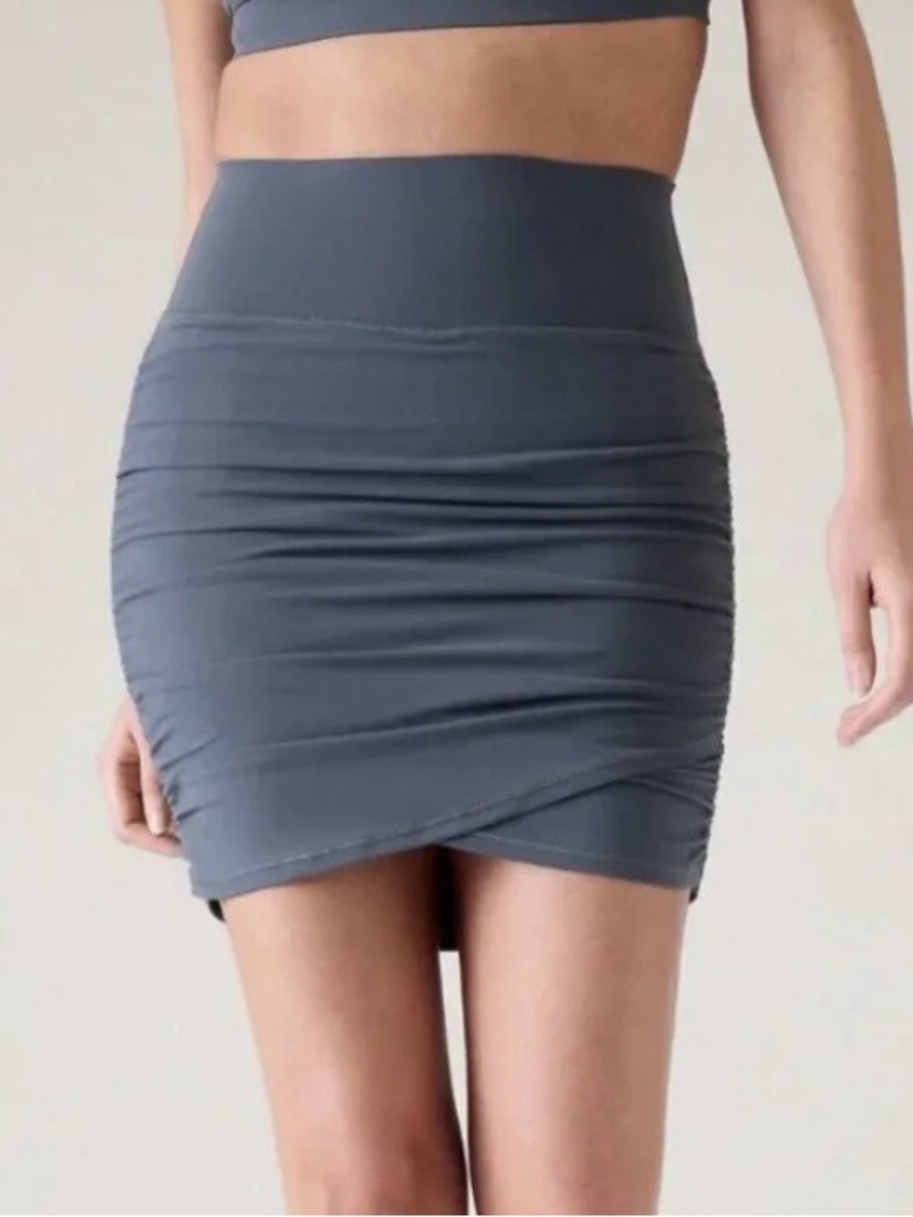 Athleta Transcend Skort Gray